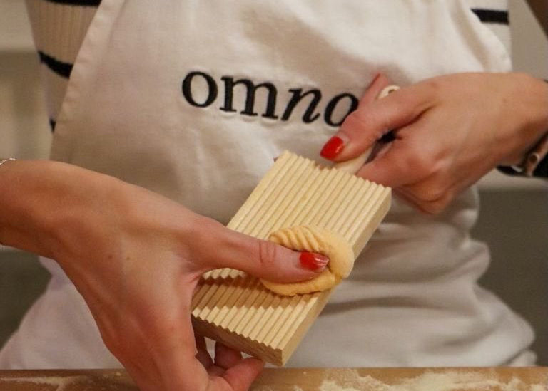 Gnocchi_Ricotta_Bottomless_Rose_Wine_Class_Rosebery_Omnom